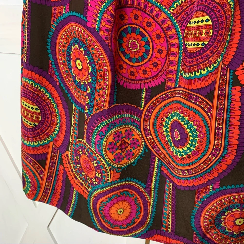 SOLD ❤️ Trina Turk Medallion Mandala 100% Silk 3/4 Length Long Sleeve Dress Sz 8 - Picture 6 of 16